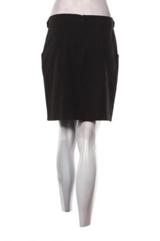 Пола Kookai, Размер M, Цвят Черен, Цена 2,04 €