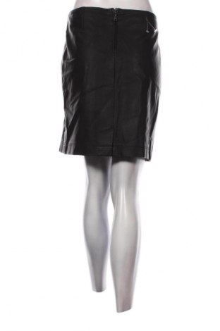 Пола Montego, Размер M, Цвят Черен, Цена 2,04 €