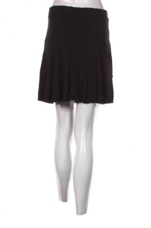 Пола Nadel U Faden, Размер M, Цвят Черен, Цена 2,04 €