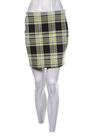 Пола New Look, Размер M, Цвят Многоцветен, Цена 2,04 €