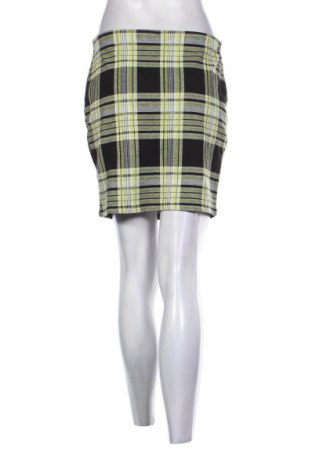 Пола New Look, Размер M, Цвят Многоцветен, Цена 2,04 €