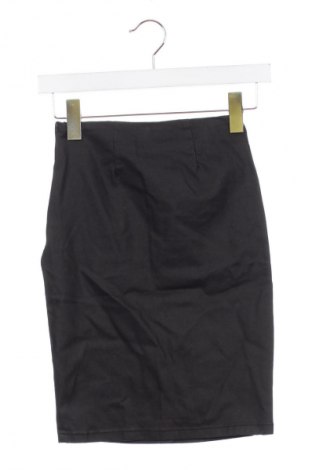 Пола Pieces, Размер XS, Цвят Черен, Цена 2,04 €