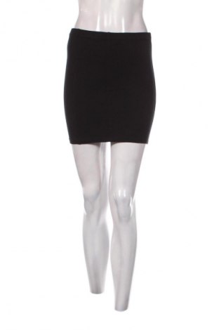 Пола Pimkie, Размер M, Цвят Черен, Цена 2,04 €