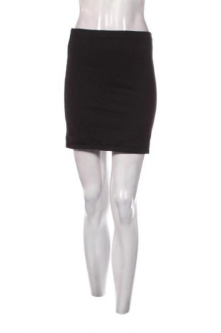 Пола Primark, Размер L, Цвят Черен, Цена 2,04 €