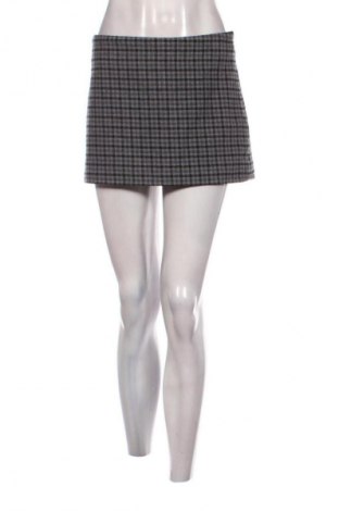 Пола Review, Размер M, Цвят Многоцветен, Цена 2,55 €