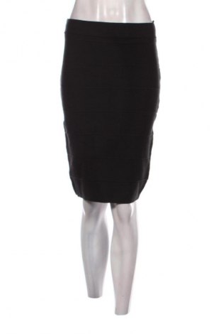 Пола Romeo & Juliet, Размер M, Цвят Черен, Цена 2,04 €