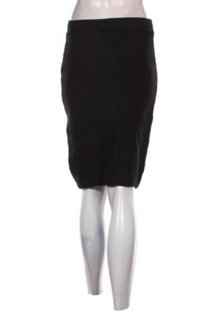 Пола Romeo & Juliet, Размер M, Цвят Черен, Цена 2,04 €