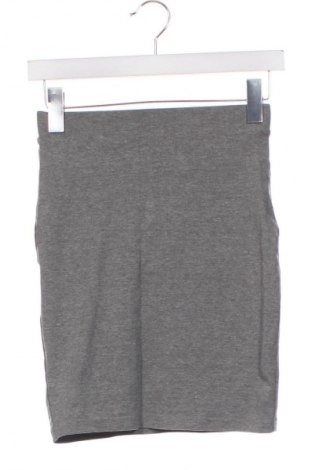 Пола Sinsay, Размер XS, Цвят Сив, Цена 2,04 €