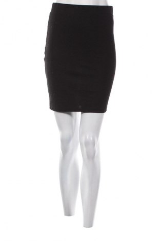 Пола Sinsay, Размер M, Цвят Черен, Цена 2,04 €