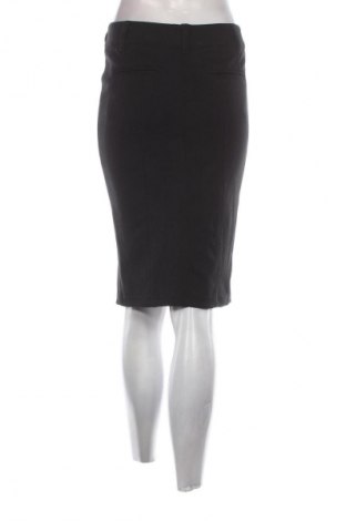 Пола Specchio, Размер M, Цвят Черен, Цена 2,04 €