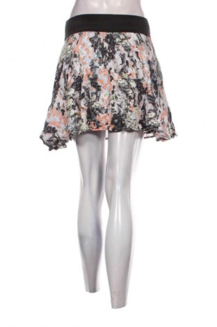 Пола Stella, Размер M, Цвят Многоцветен, Цена 2,04 €