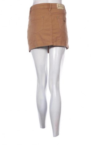 Пола Stradivarius, Размер M, Цвят Кафяв, Цена 4,09 €