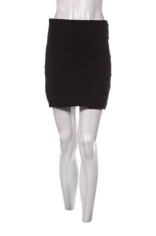 Пола Tally Weijl, Размер M, Цвят Черен, Цена 2,04 €