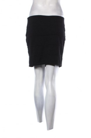 Пола Tally Weijl, Размер L, Цвят Черен, Цена 2,04 €