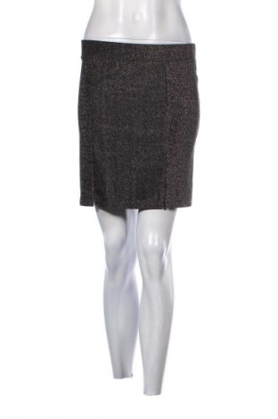 Пола Terranova, Размер S, Цвят Сребрист, Цена 2,04 €