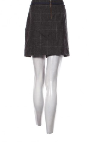 Пола Tommy Hilfiger, Размер M, Цвят Многоцветен, Цена 38,34 €