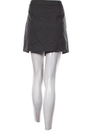 Пола Tommy Hilfiger, Размер S, Цвят Сив, Цена 38,34 €