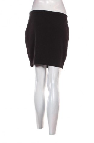 Пола Unbranded, Размер M, Цвят Черен, Цена 2,04 €