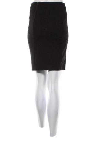 Пола Unbranded, Размер S, Цвят Черен, Цена 2,04 €