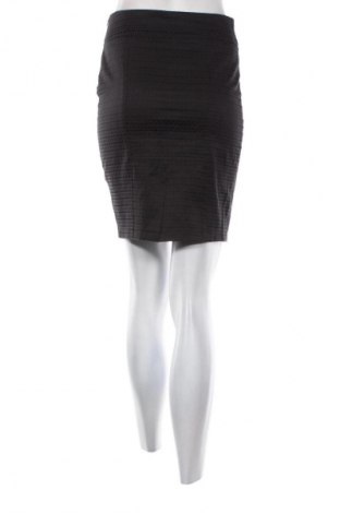 Пола Unbranded, Размер S, Цвят Черен, Цена 2,04 €