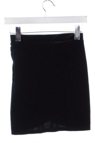 Пола Unbranded, Размер XS, Цвят Черен, Цена 2,04 €