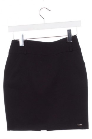 Пола Unbranded, Размер XS, Цвят Черен, Цена 2,04 €