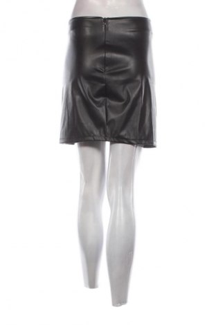 Пола Unbranded, Размер S, Цвят Черен, Цена 4,09 €