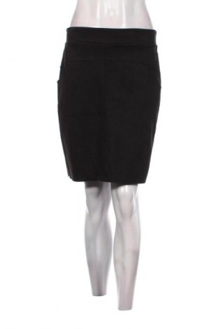 Пола Unbranded, Размер M, Цвят Черен, Цена 2,04 €