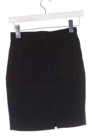 Пола Unbranded, Размер XS, Цвят Черен, Цена 2,04 €