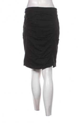 Пола Unbranded, Размер S, Цвят Черен, Цена 2,04 €