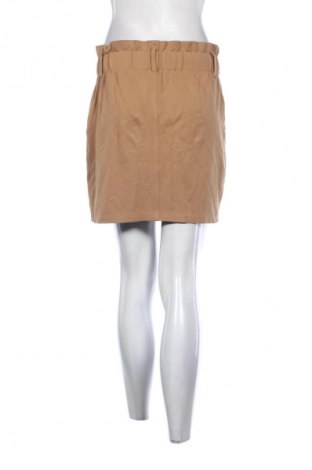 Пола Unbranded, Размер M, Цвят Бежов, Цена 2,04 €