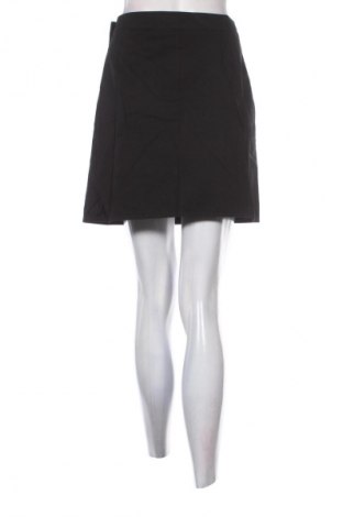 Пола Unbranded, Размер S, Цвят Черен, Цена 2,04 €