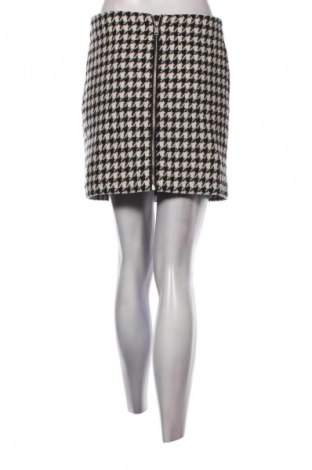 Пола Vero Moda, Размер M, Цвят Многоцветен, Цена 2,04 €