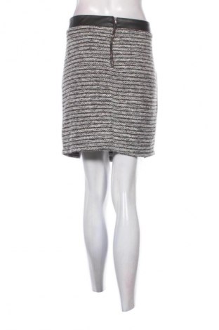 Пола Yessica, Размер XL, Цвят Многоцветен, Цена 4,09 €