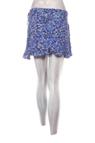 Пола Zara, Размер M, Цвят Многоцветен, Цена 2,04 €