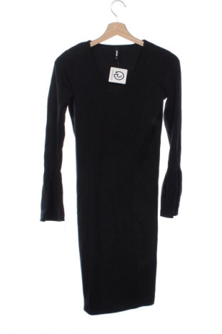 Šaty  Eksept, Velikost XS, Barva Černá, Cena  279,00 Kč