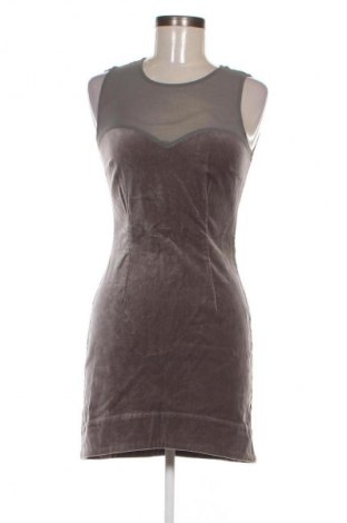 Kleid Gestuz, Größe S, Farbe Grün, Preis 48,99 €