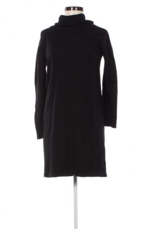 Рокля In Wear, Размер M, Цвят Черен, Цена 3,57 €