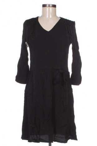 Šaty  Koton, Velikost S, Barva Černá, Cena  109,00 Kč