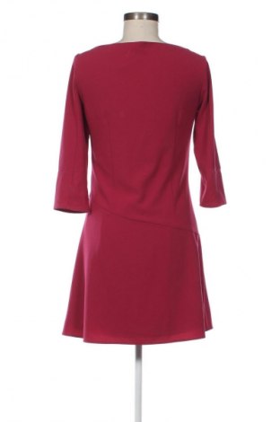 Ruha Motivi, Méret M, Szín Piros, Ár 3 409 Ft