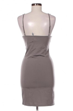 Рокля Review, Размер M, Цвят Сив, Цена 6,13 €