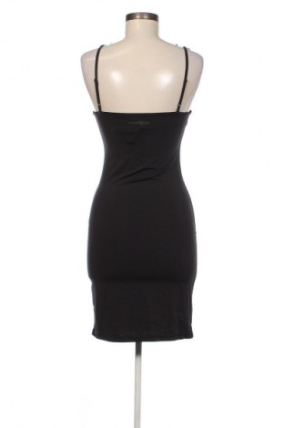 Šaty  Review, Velikost M, Barva Černá, Cena  269,00 Kč