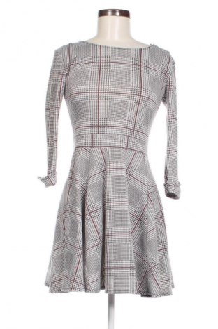 Рокля Unbranded, Размер M, Цвят Многоцветен, Цена 9,20 €