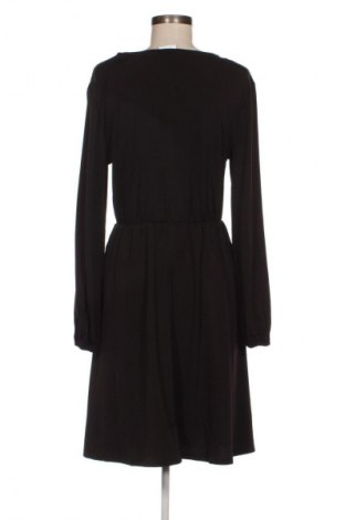 Ruha VILA, Méret M, Szín Fekete, Ár 1 199 Ft