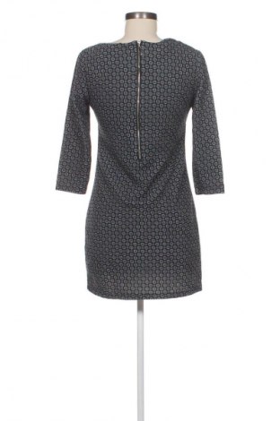 Рокля Zuiki, Размер S, Цвят Многоцветен, Цена 2,04 €