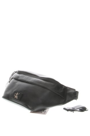 Чанта за кръст Calvin Klein Jeans, Цвят Черен, Цена 39,88 €, #136343024