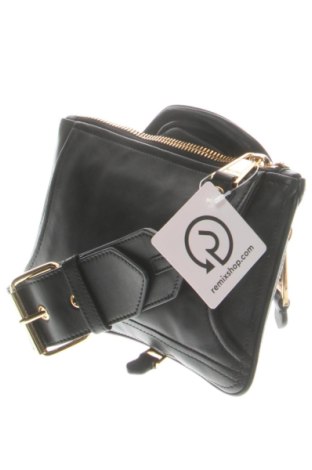 Deréktáska Moschino, Szín Fekete, Ár 365 439 Ft