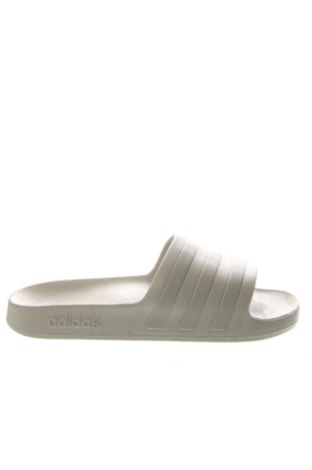 Чехли Adidas, Размер 42, Цвят Многоцветен, Цена 32,21 €