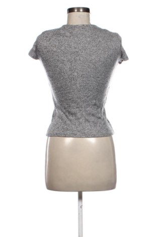 Damen Shirt Bershka, Größe XS, Farbe Grau, Preis € 7,99