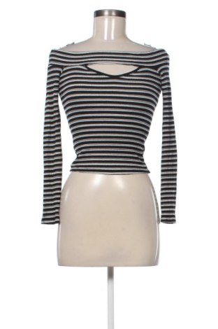 Damen Shirt Bershka, Größe S, Farbe Mehrfarbig, Preis 9,70 €